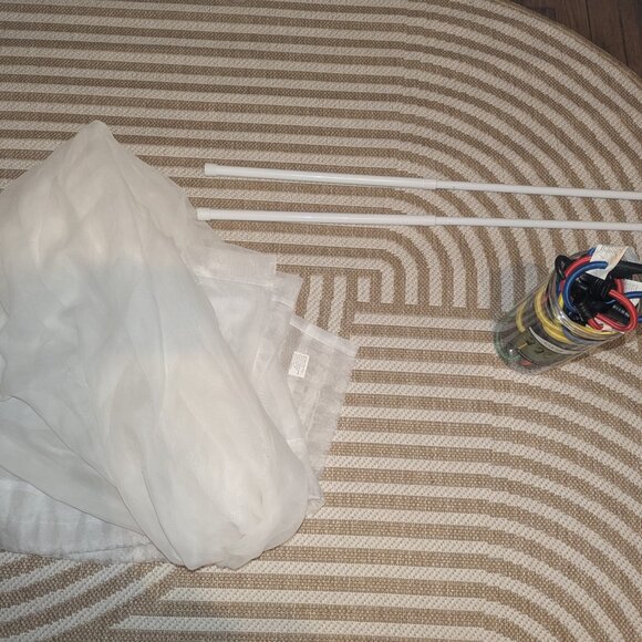 2 Pack Curtain Rod Adjustable 28-43 Inches，5/8" Diameter， White，Small Short Expa - Picture 2 of 2